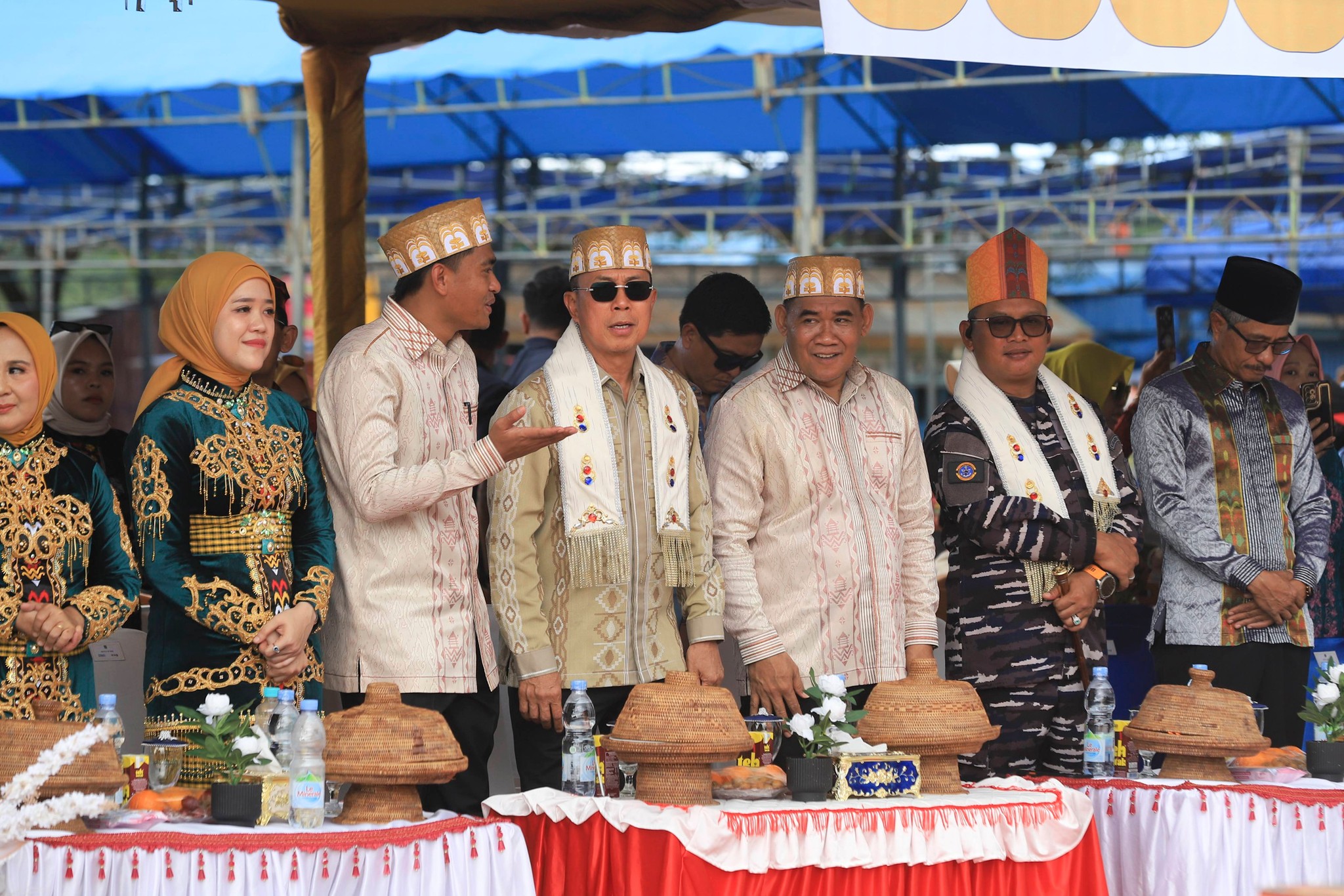 Gubernur_Sultra_Hadiri_Festival_Wawonii