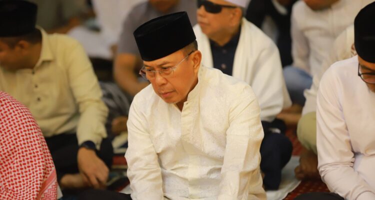 Gubernur_Sultra_Andi_Sumangerukka-2